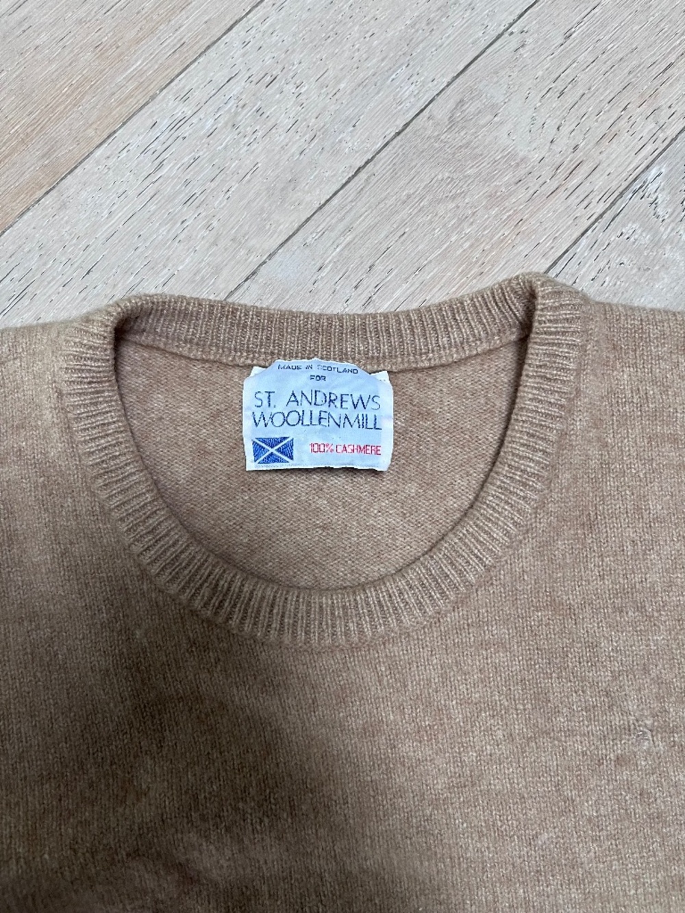 St Andrews Woollen Mills 100% Scotland Cashmere Women’s Sweater - M - Beige Tan